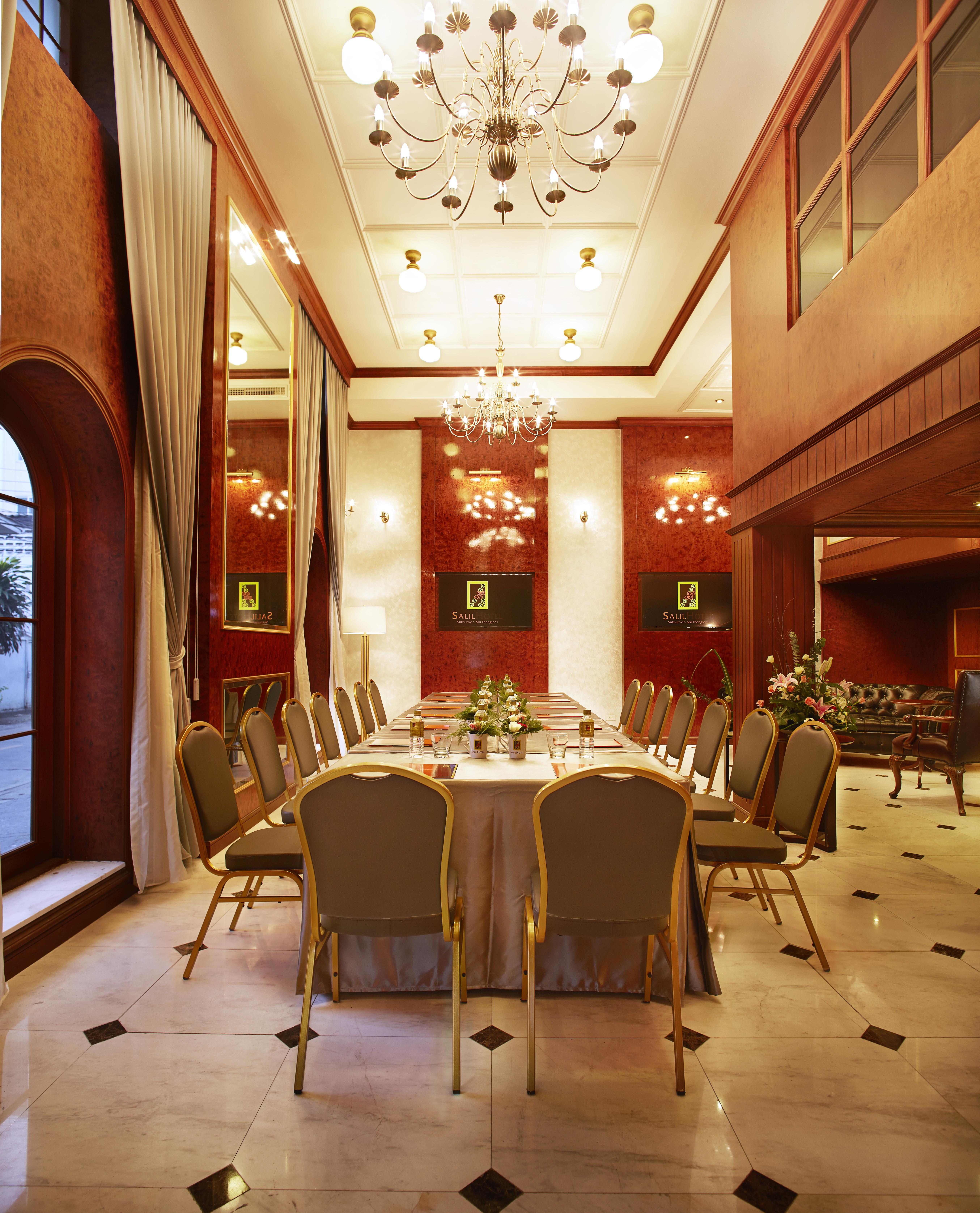 La Petite Salil Sukhumvit Thonglor 1 Hotell Bangkok Exteriör bild